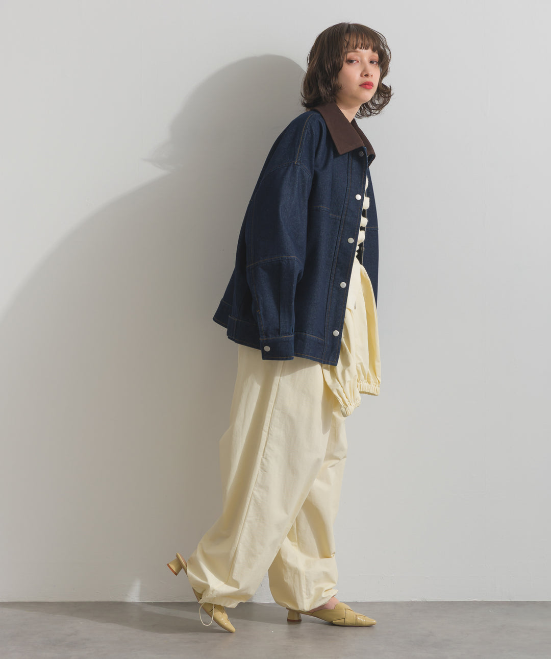 合繊ツイルスタンドウエスト巻きジョガーパンツ