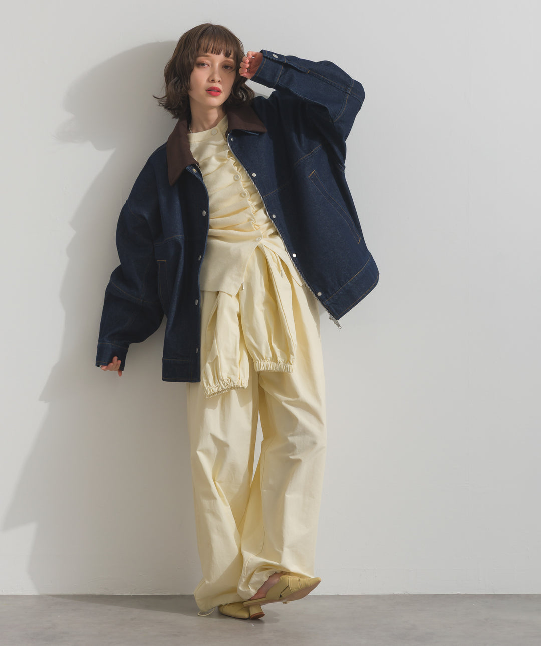 合繊ツイルスタンドウエスト巻きジョガーパンツ