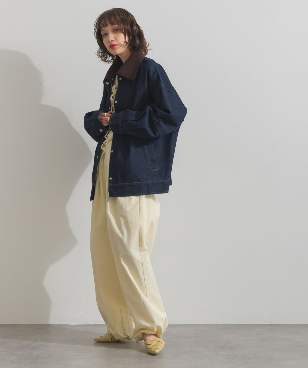 合繊ツイルスタンドウエスト巻きジョガーパンツ