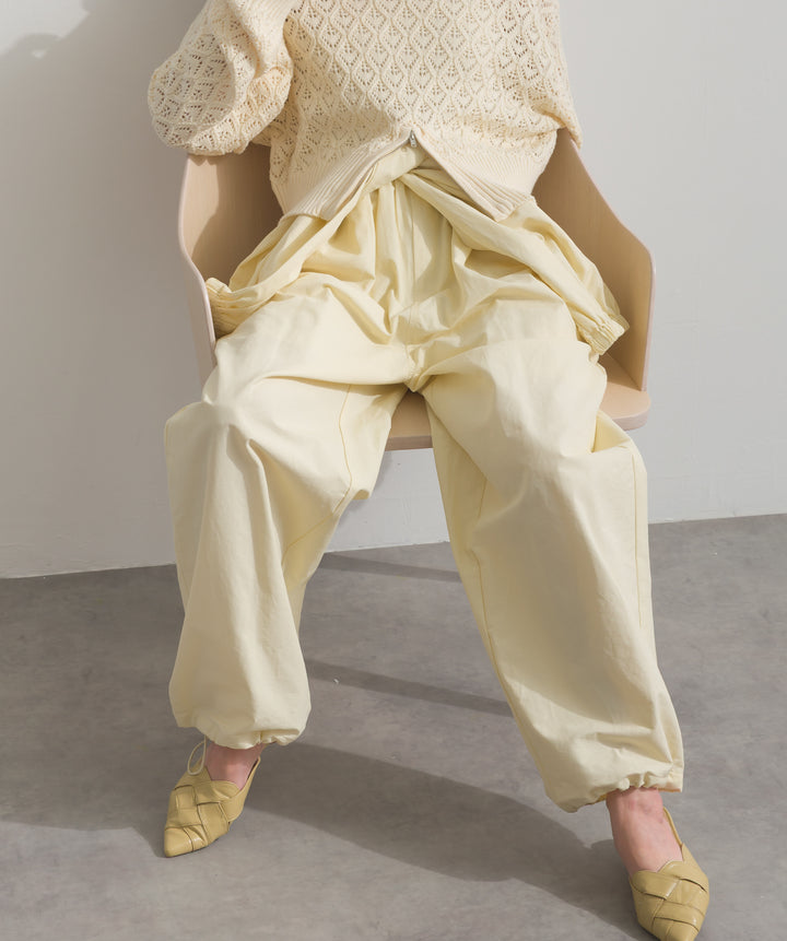 合繊ツイルスタンドウエスト巻きジョガーパンツ