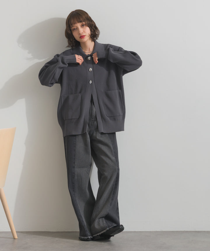 メタルボタン衿付きニットカーディガン