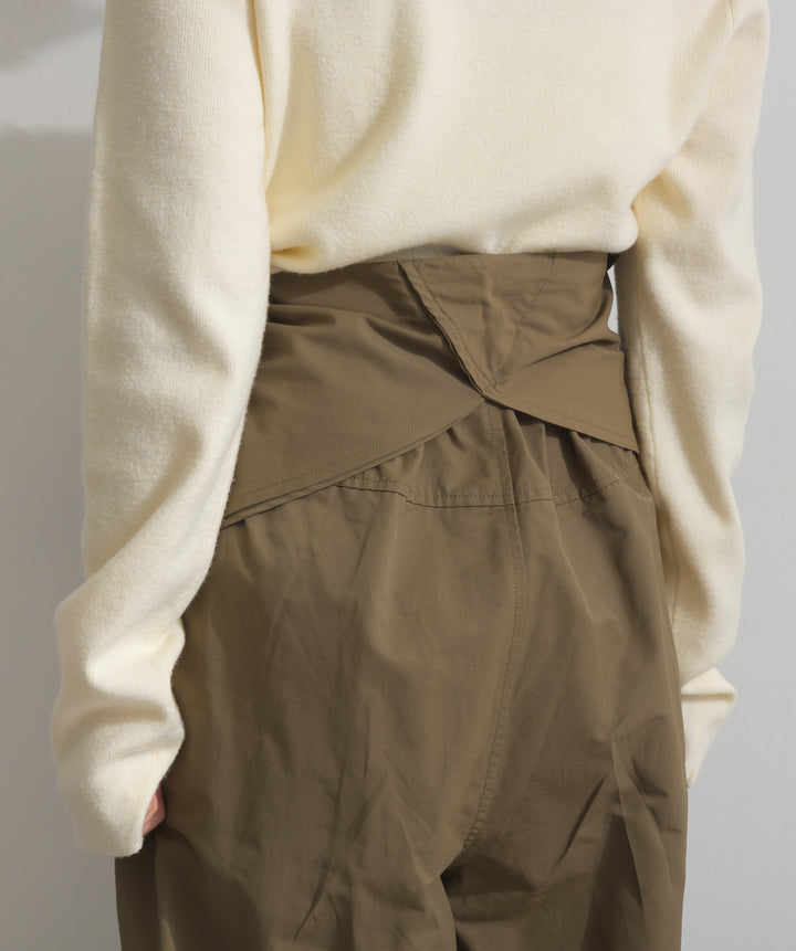 合繊ツイルスタンドウエスト巻きジョガーパンツ