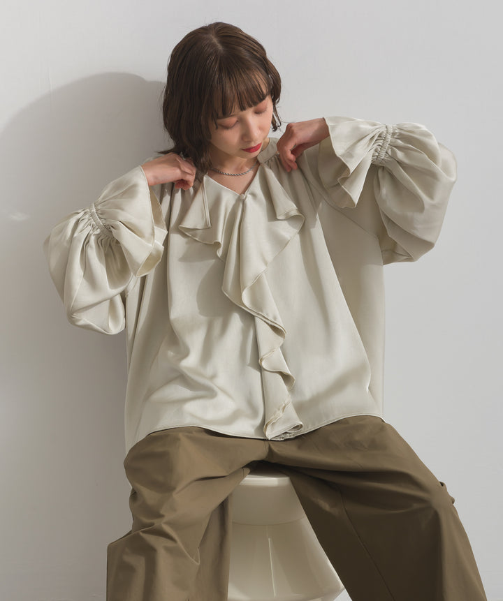 フリルギャザーブラウス