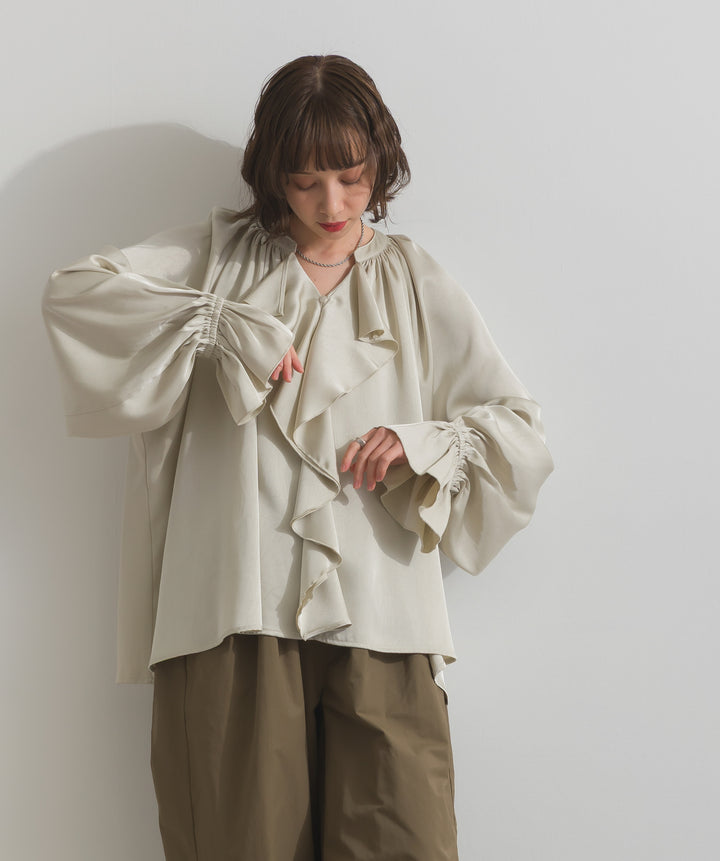 フリルギャザーブラウス