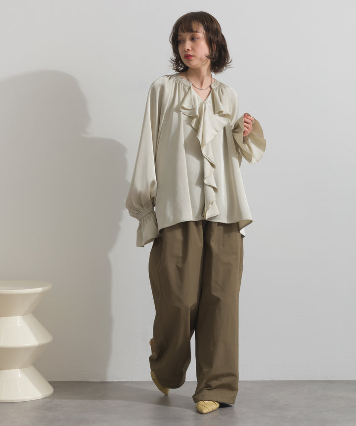 フリルギャザーブラウス