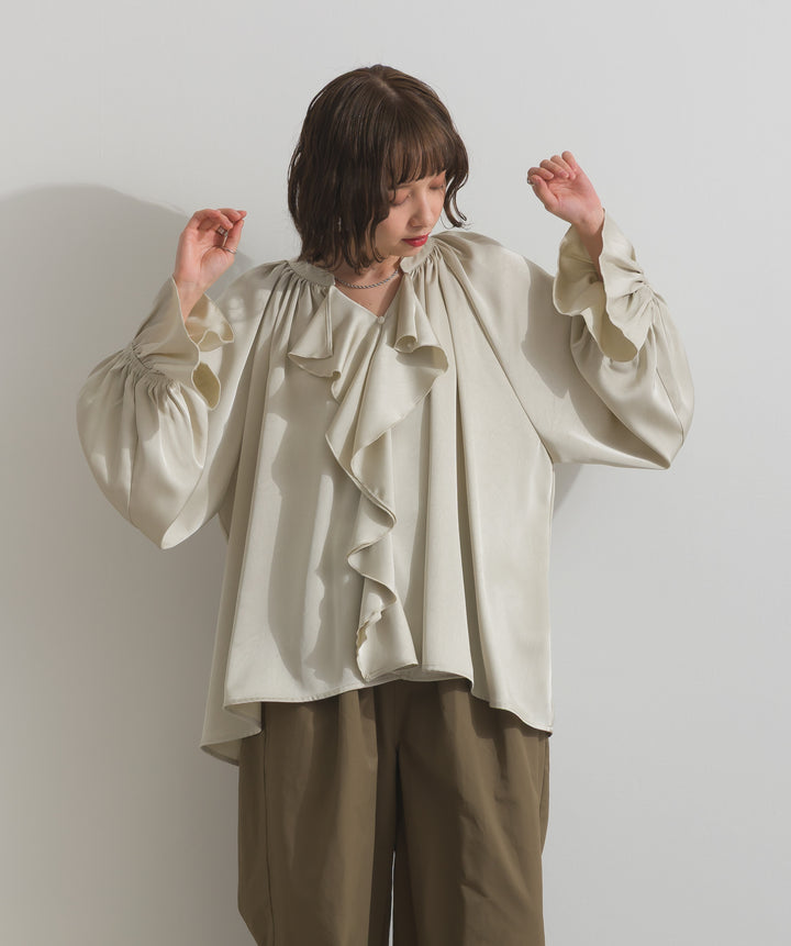 フリルギャザーブラウス