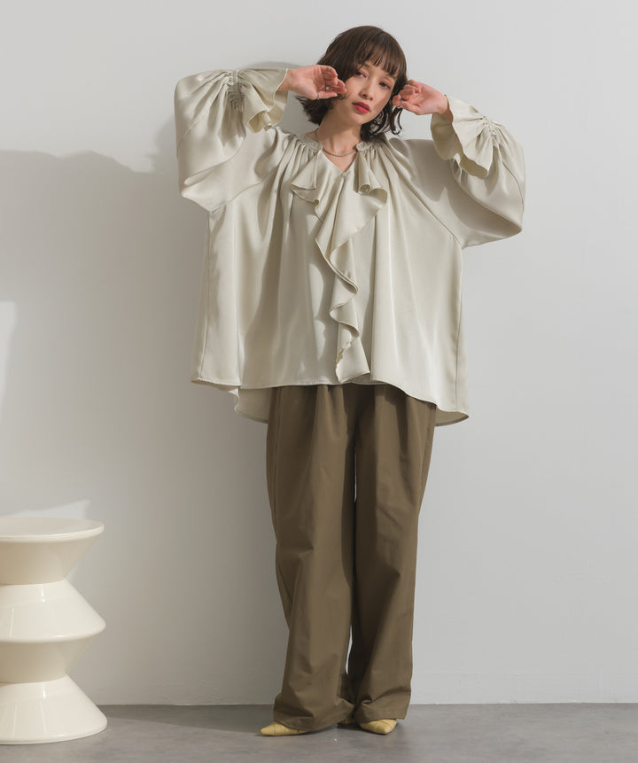 フリルギャザーブラウス