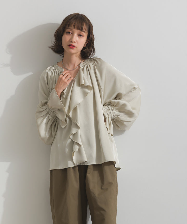 フリルギャザーブラウス