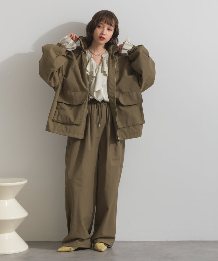 フリルギャザーブラウス