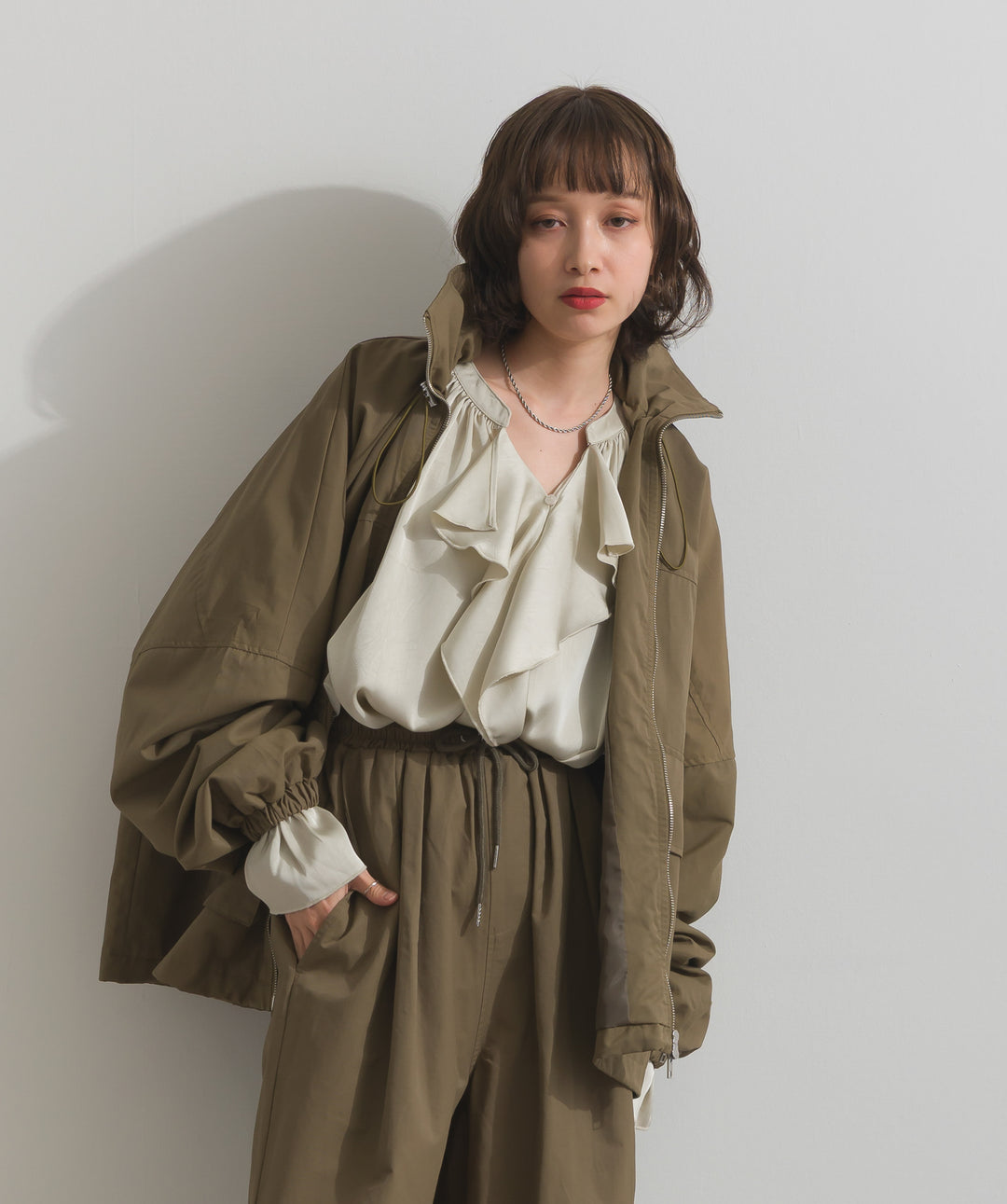 フリルギャザーブラウス