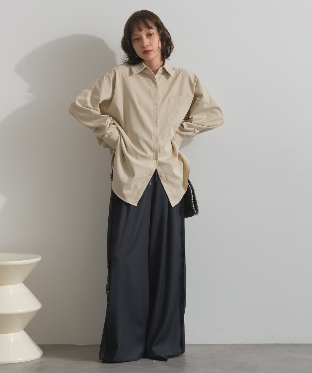 サイドレースワイドパンツ