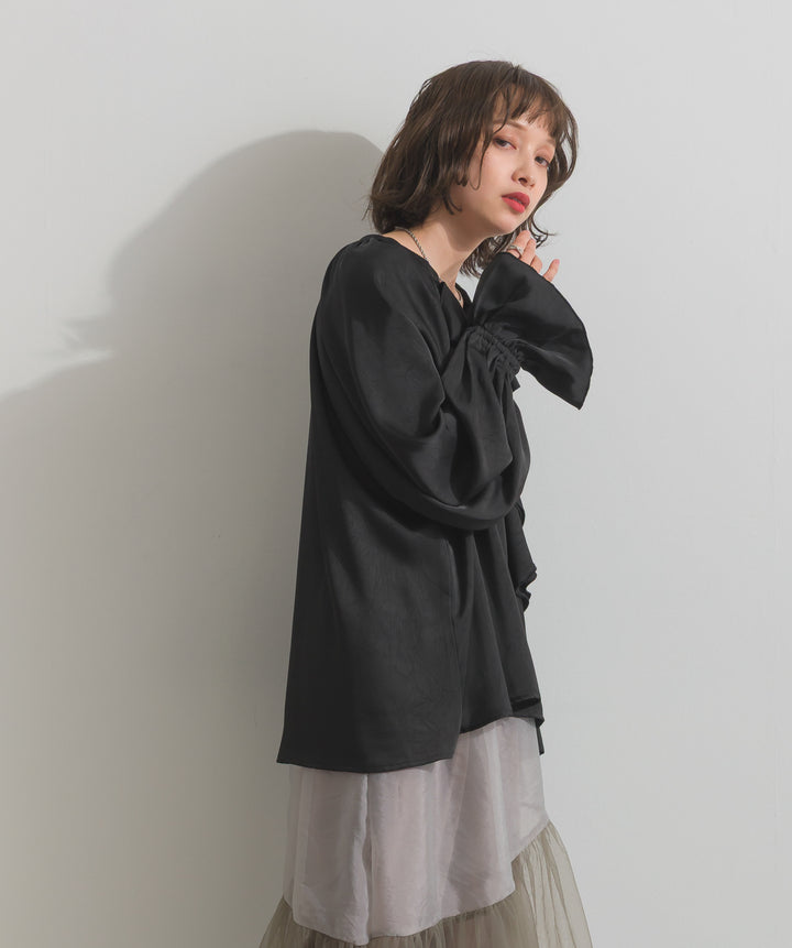 フリルギャザーブラウス