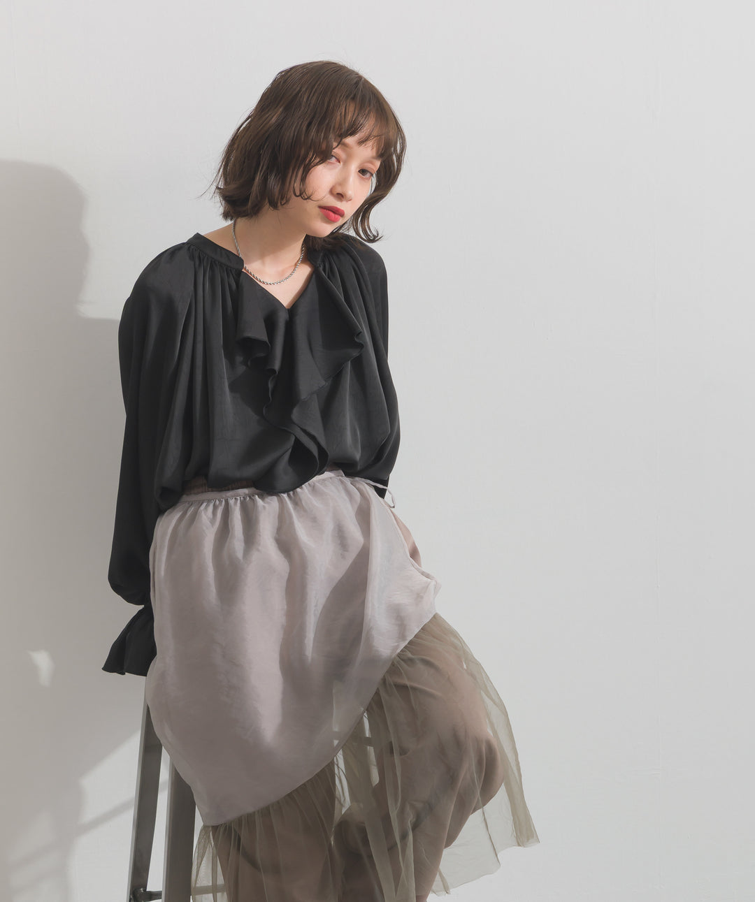 フリルギャザーブラウス