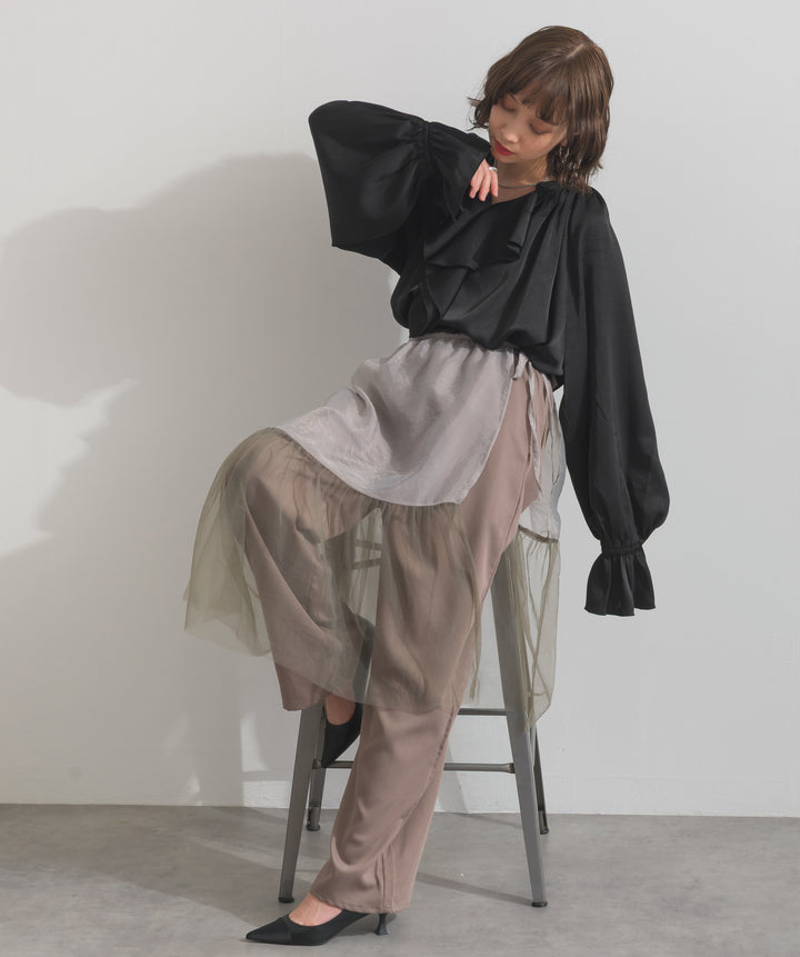 フリルギャザーブラウス