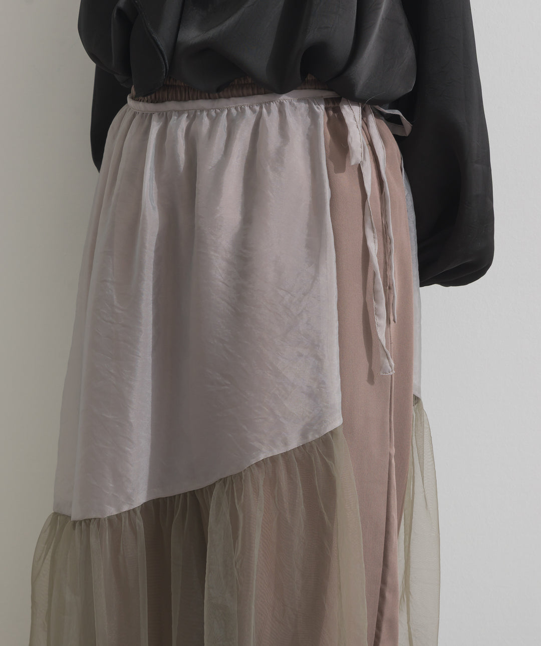 シアーレイヤードラップパンツ