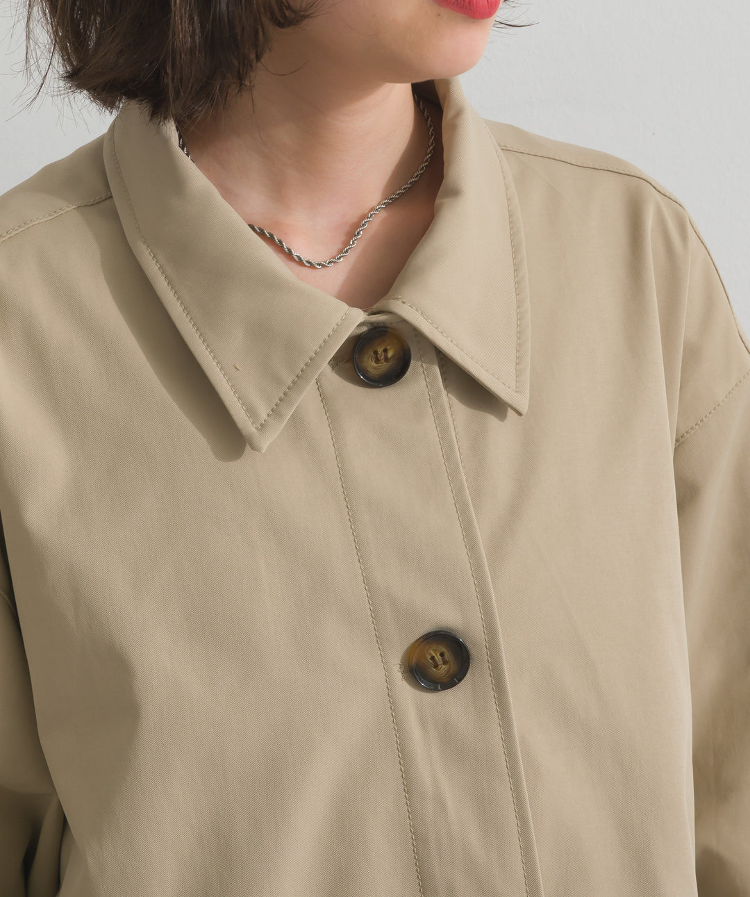 コンパクトツイルスカーフ付きコート