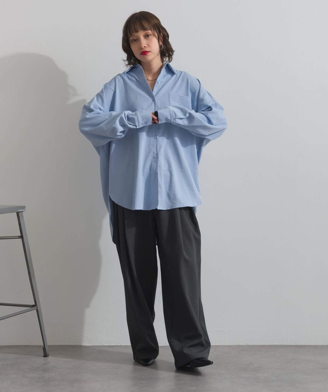 スリーブアレンジドレープシャツ