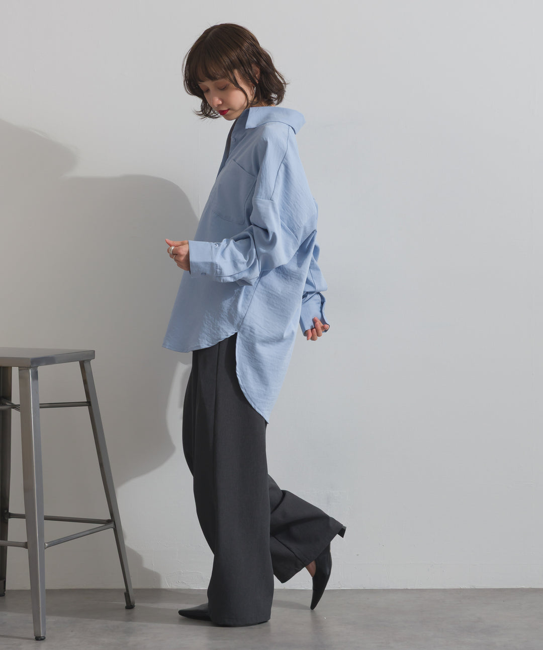 スリーブアレンジドレープシャツ