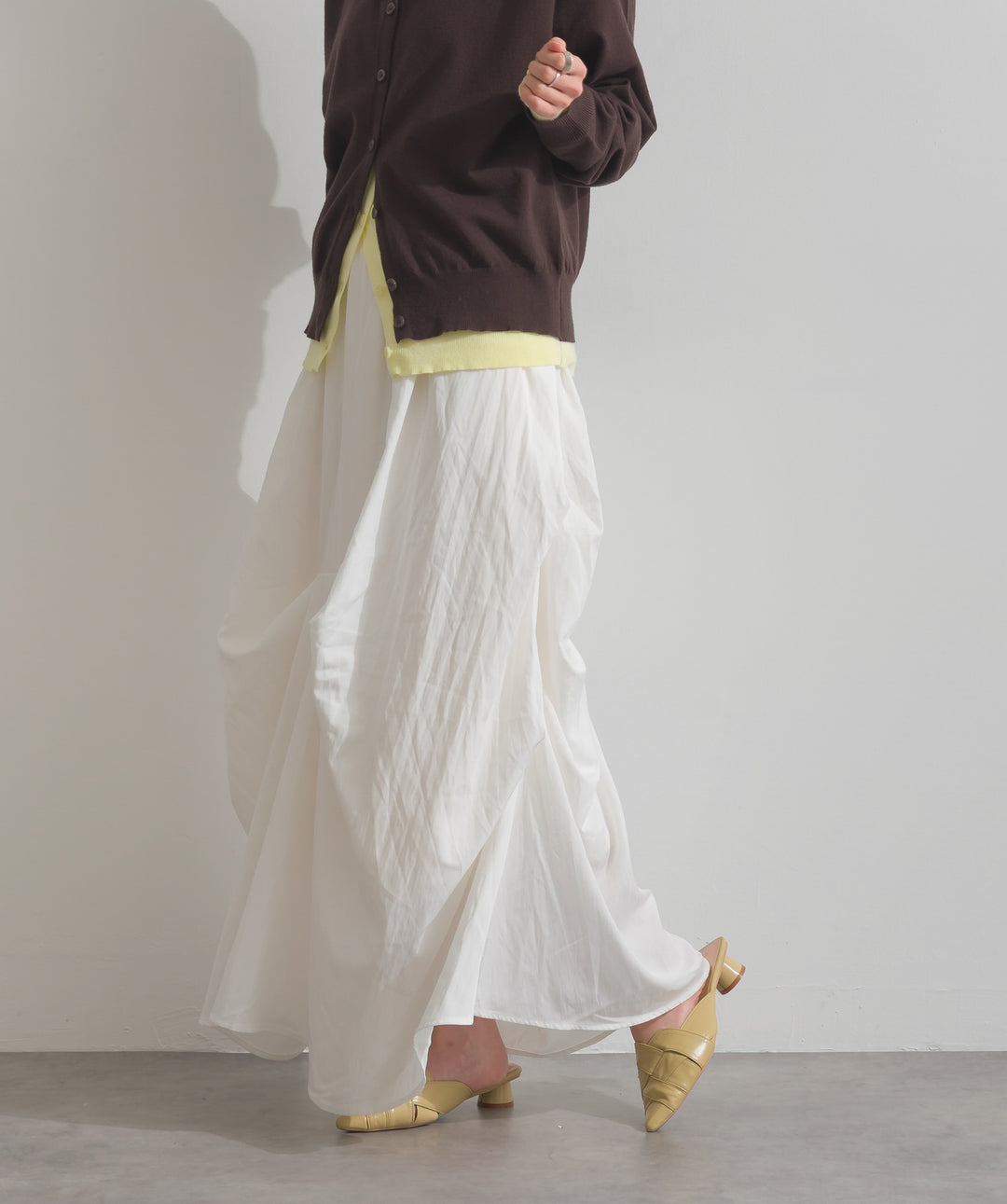 ランダムタックボリュームスカート