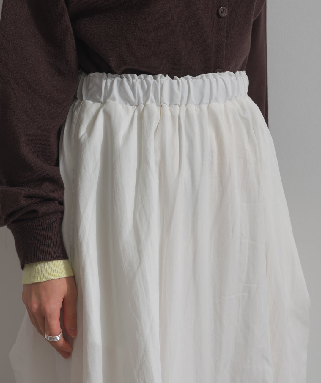 ランダムタックボリュームスカート