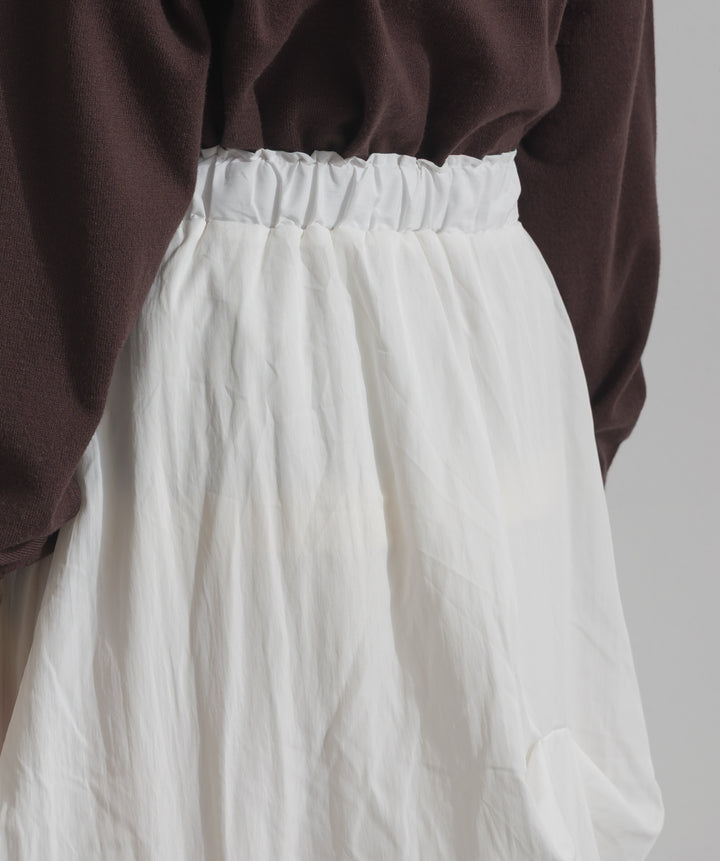 ランダムタックボリュームスカート
