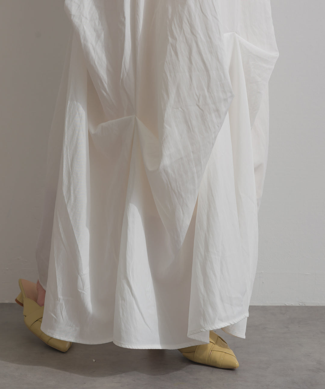 ランダムタックボリュームスカート