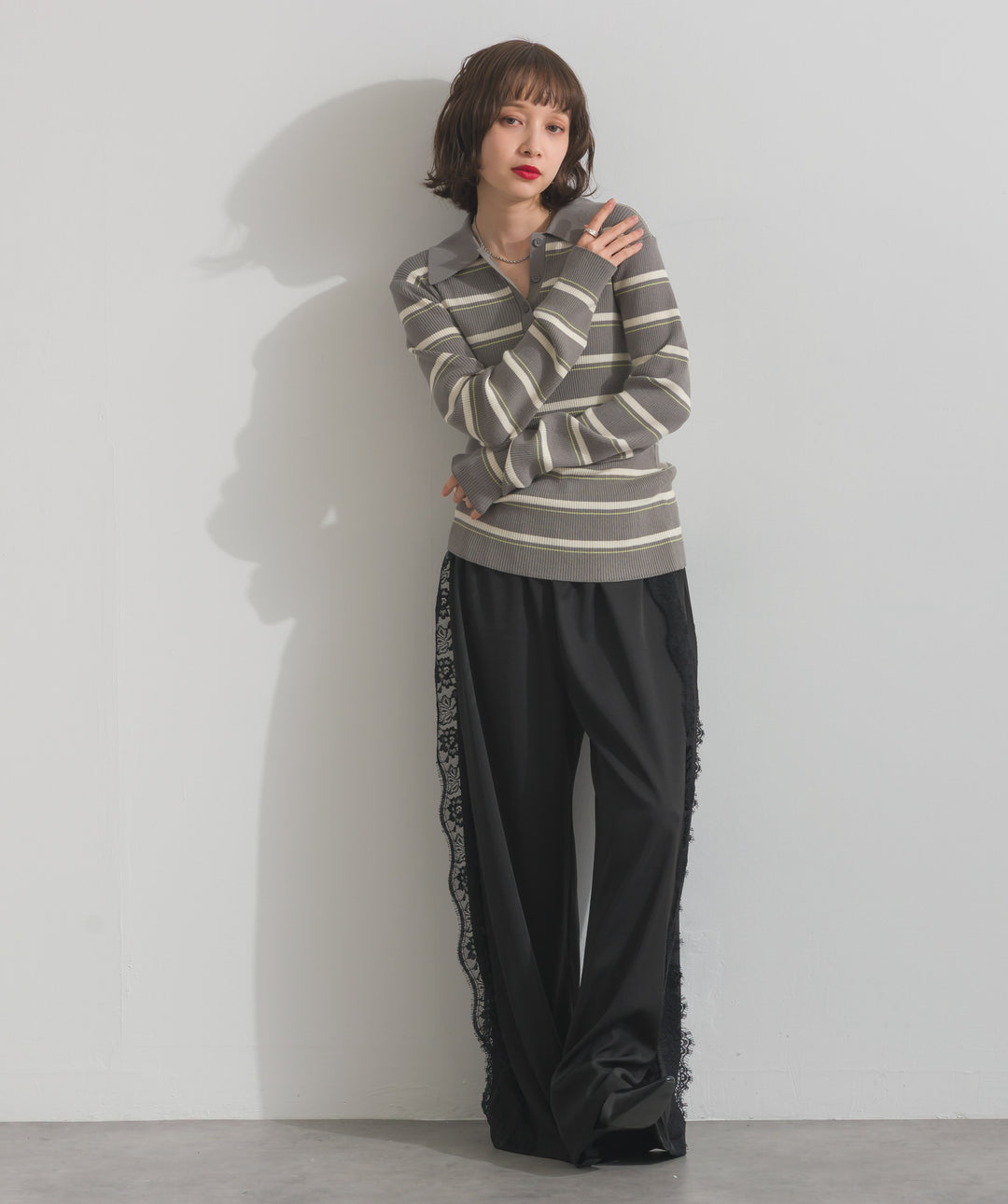 サイドレースワイドパンツ