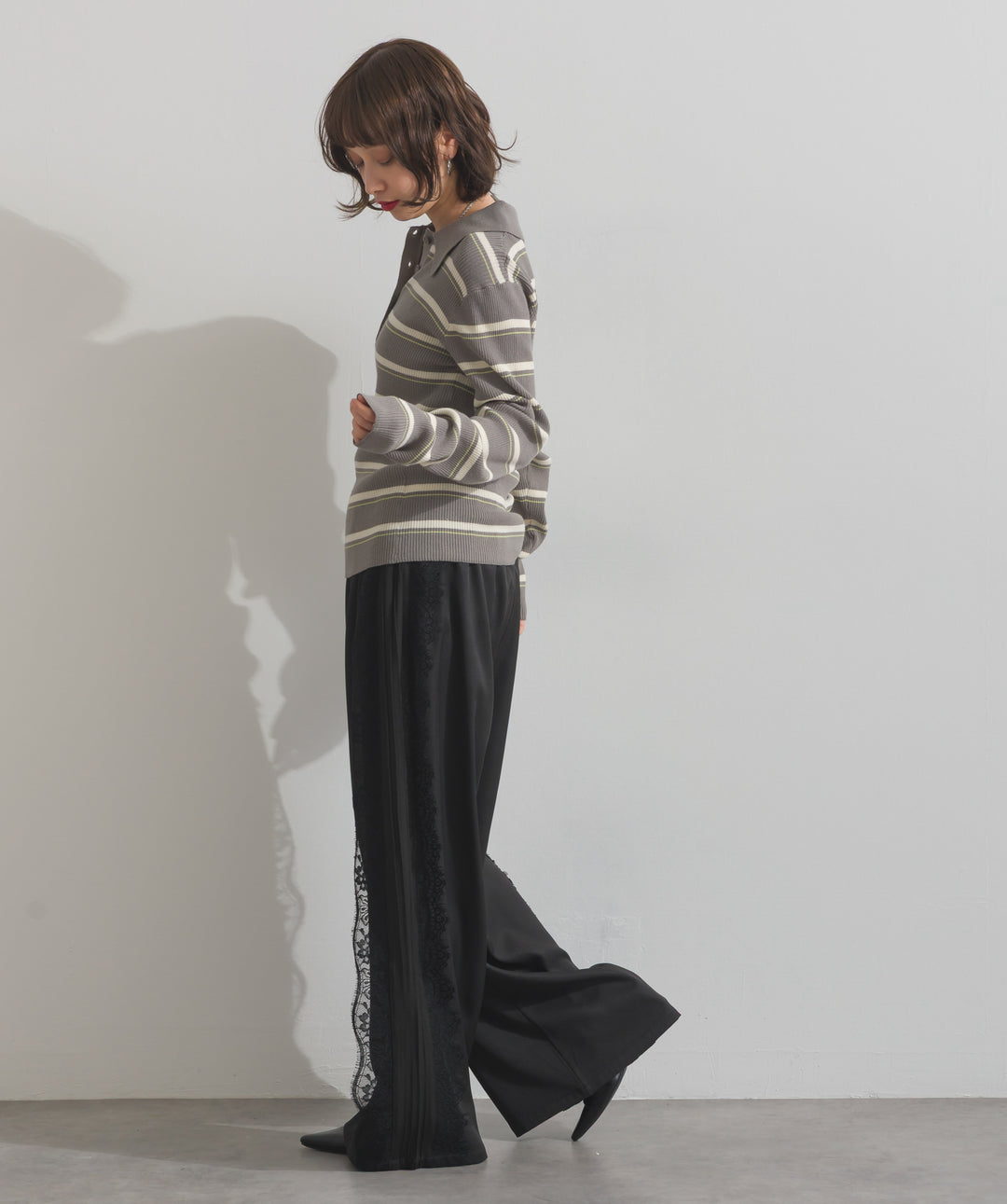 サイドレースワイドパンツ