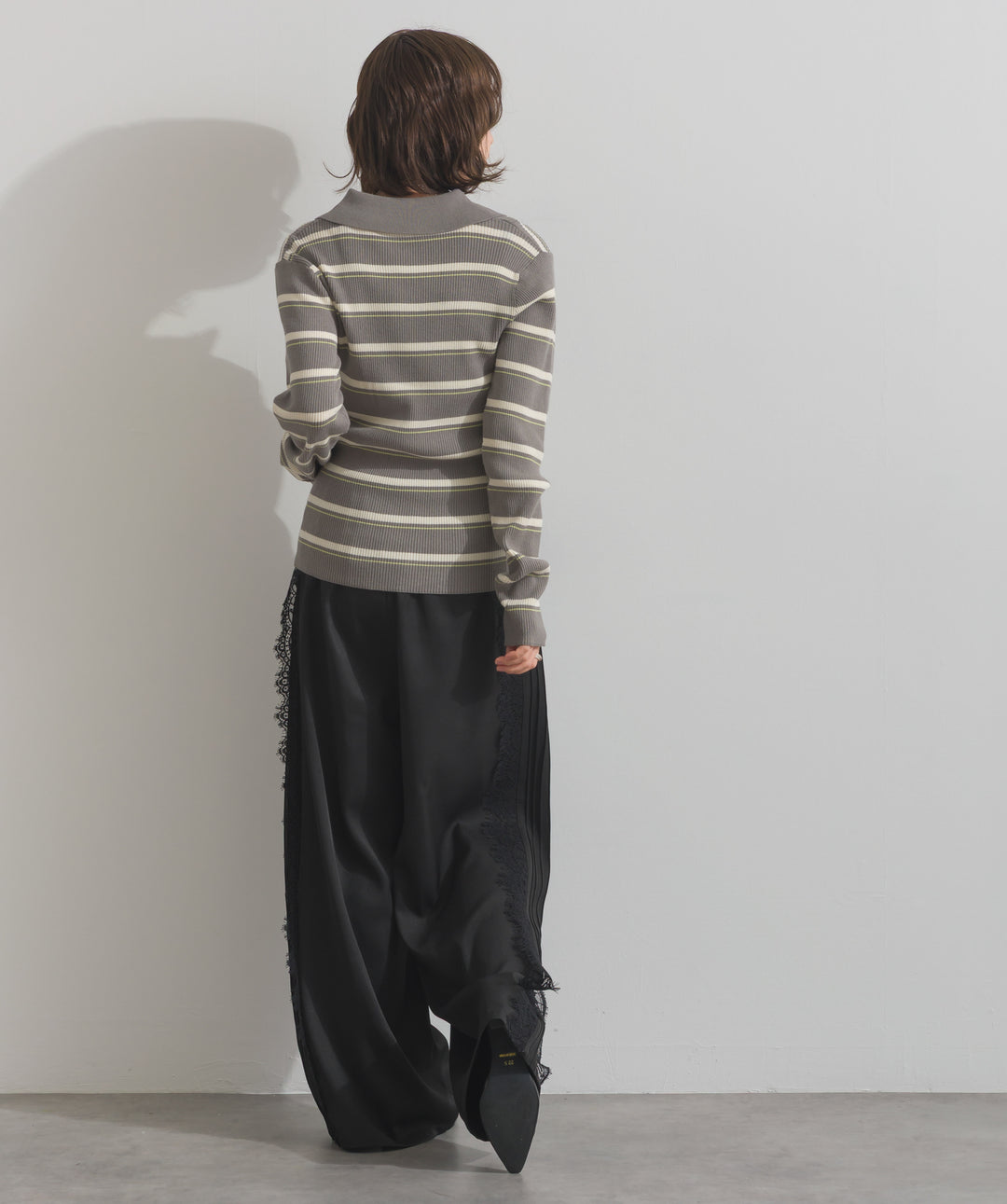 サイドレースワイドパンツ