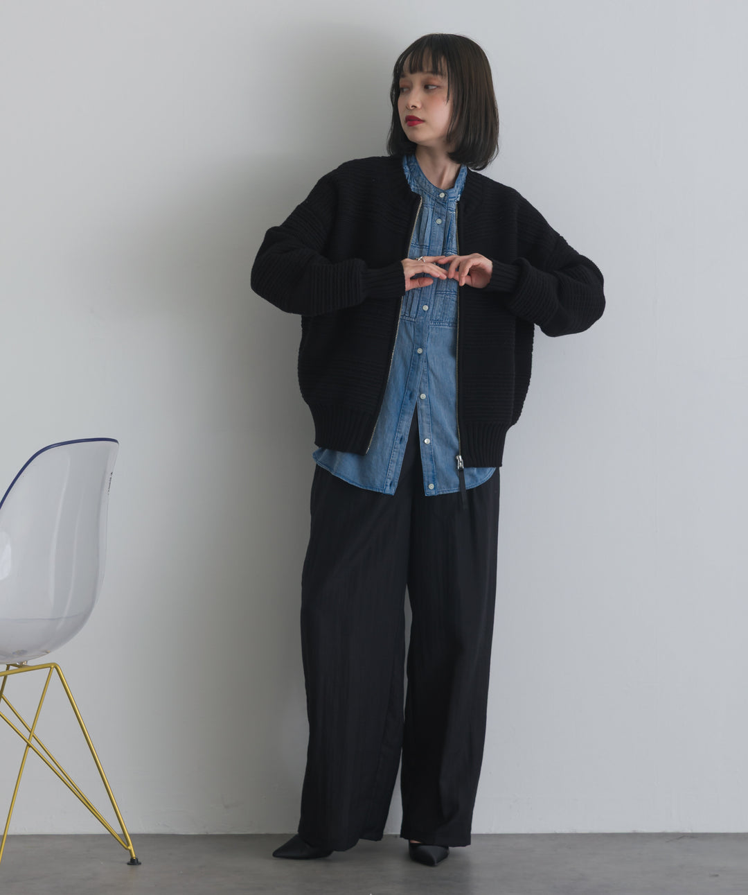 タック編みZIPアップニットカーディガン