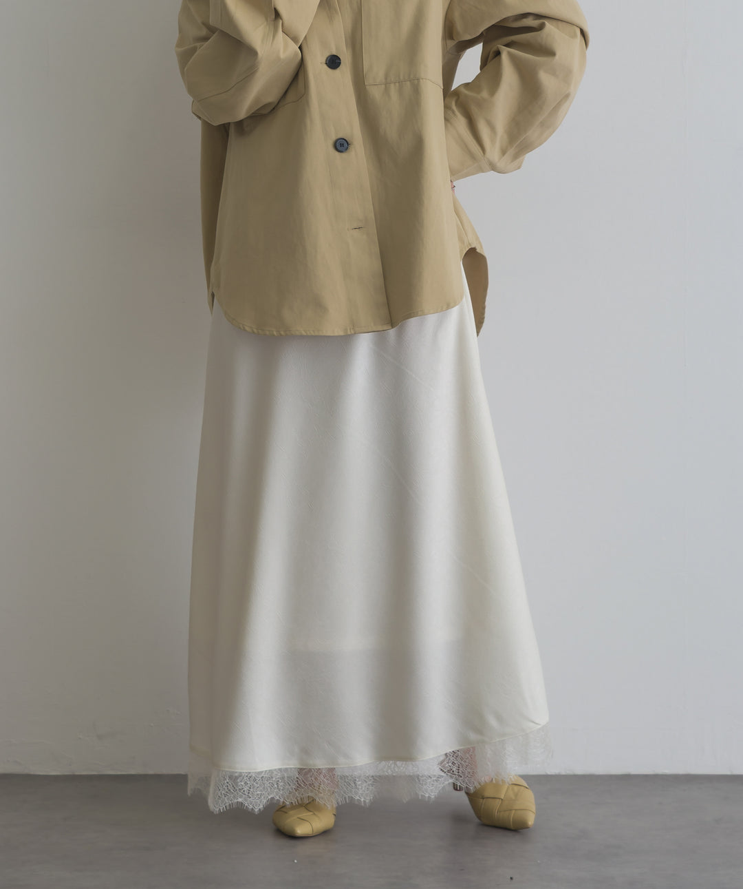 レースヘムナロースカート