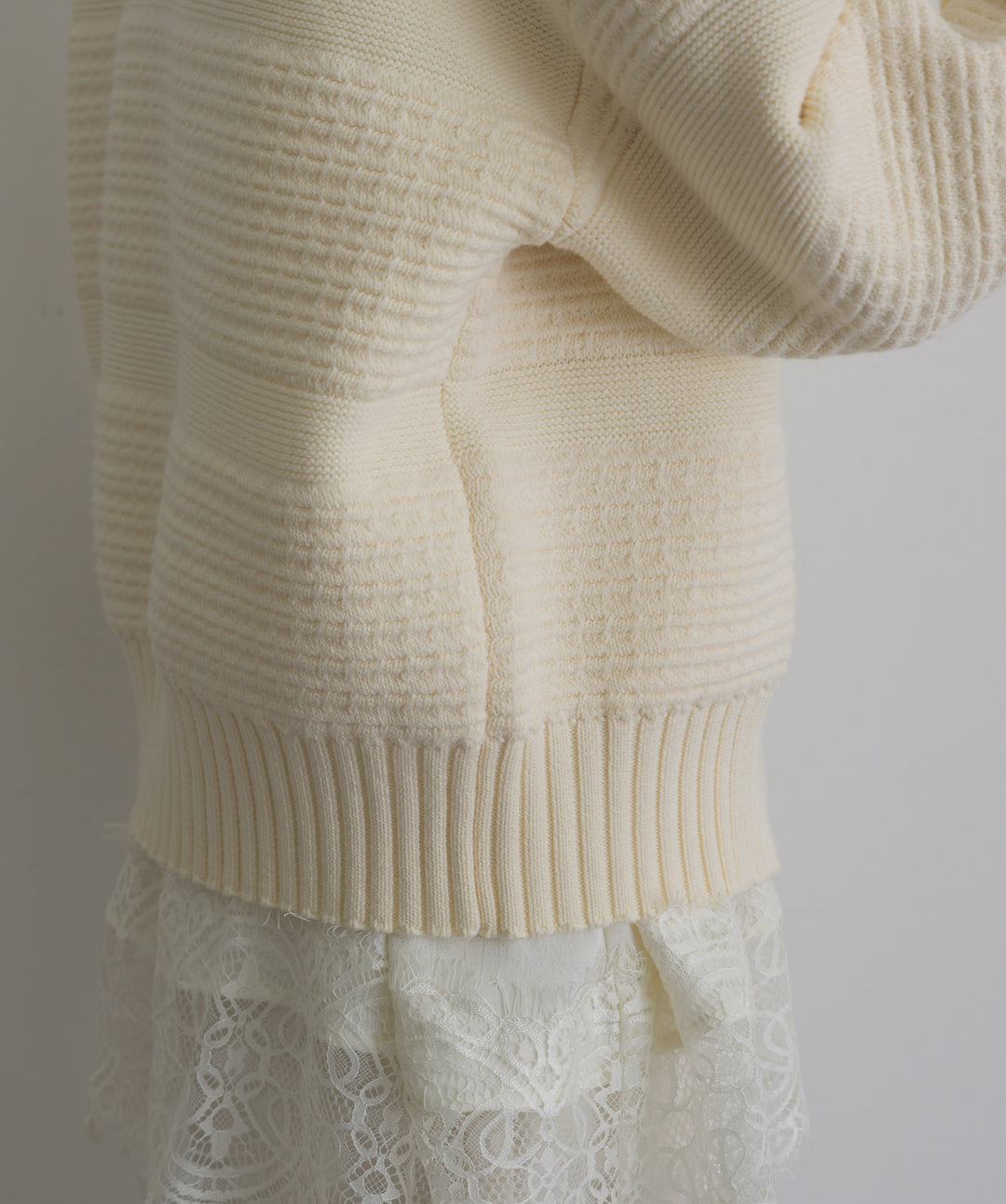 タック編みZIPアップニットカーディガン