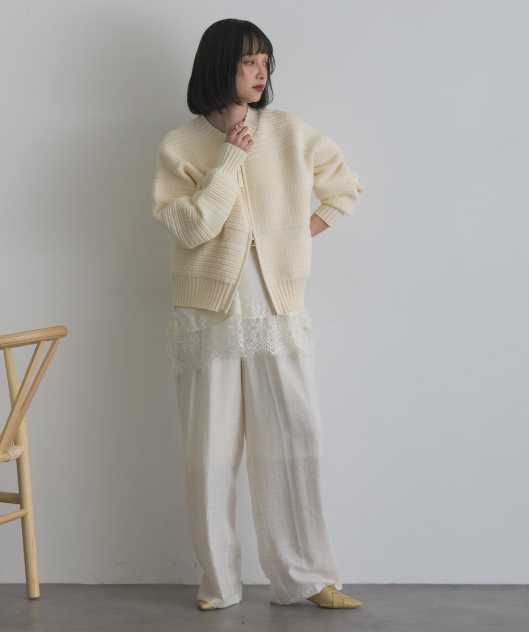 タック編みZIPアップニットカーディガン