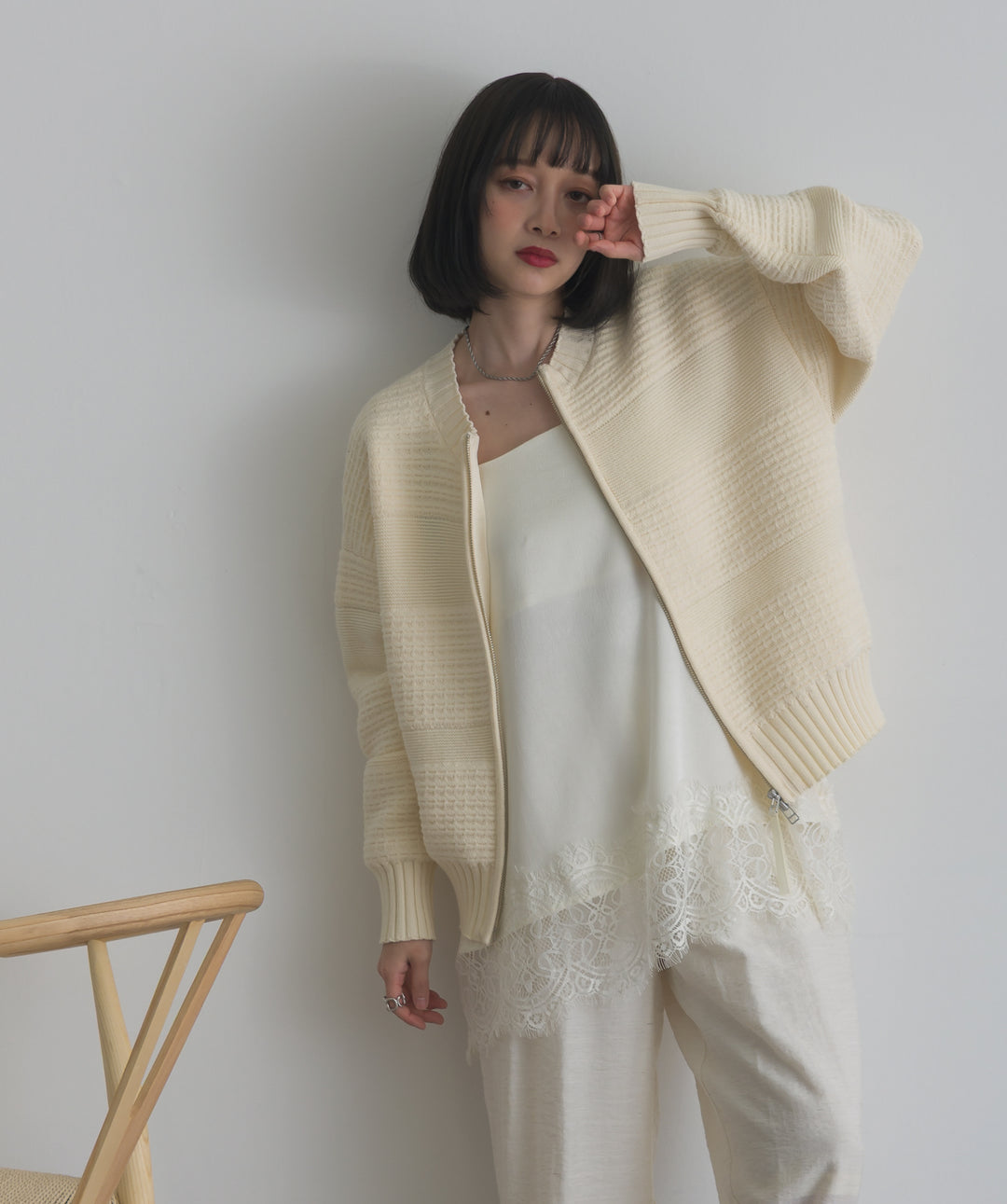 タック編みZIPアップニットカーディガン