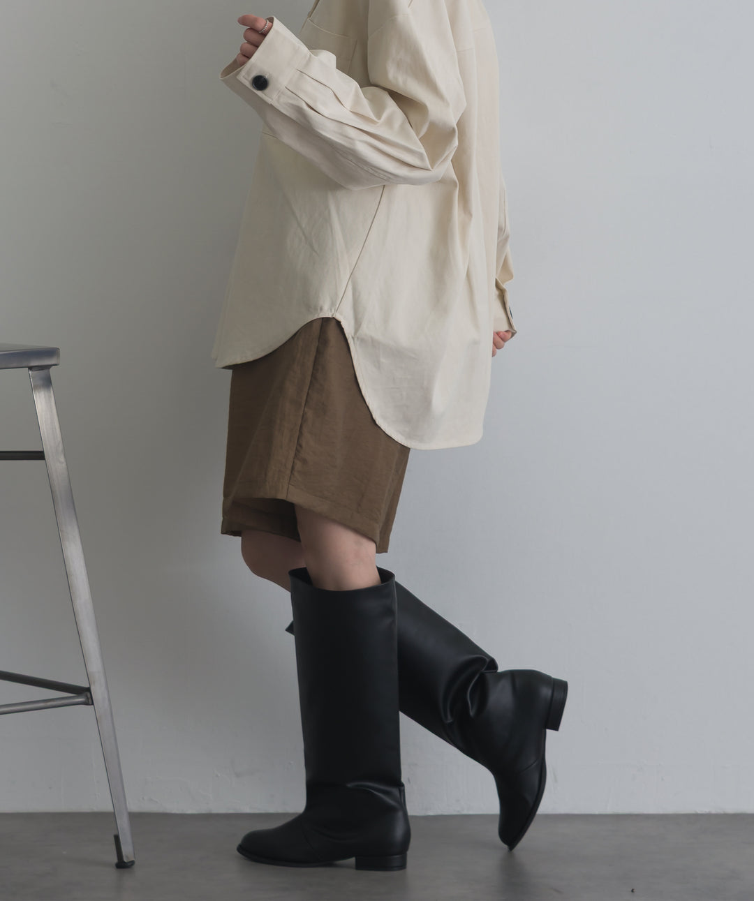 リネンライクタックハーフパンツ
