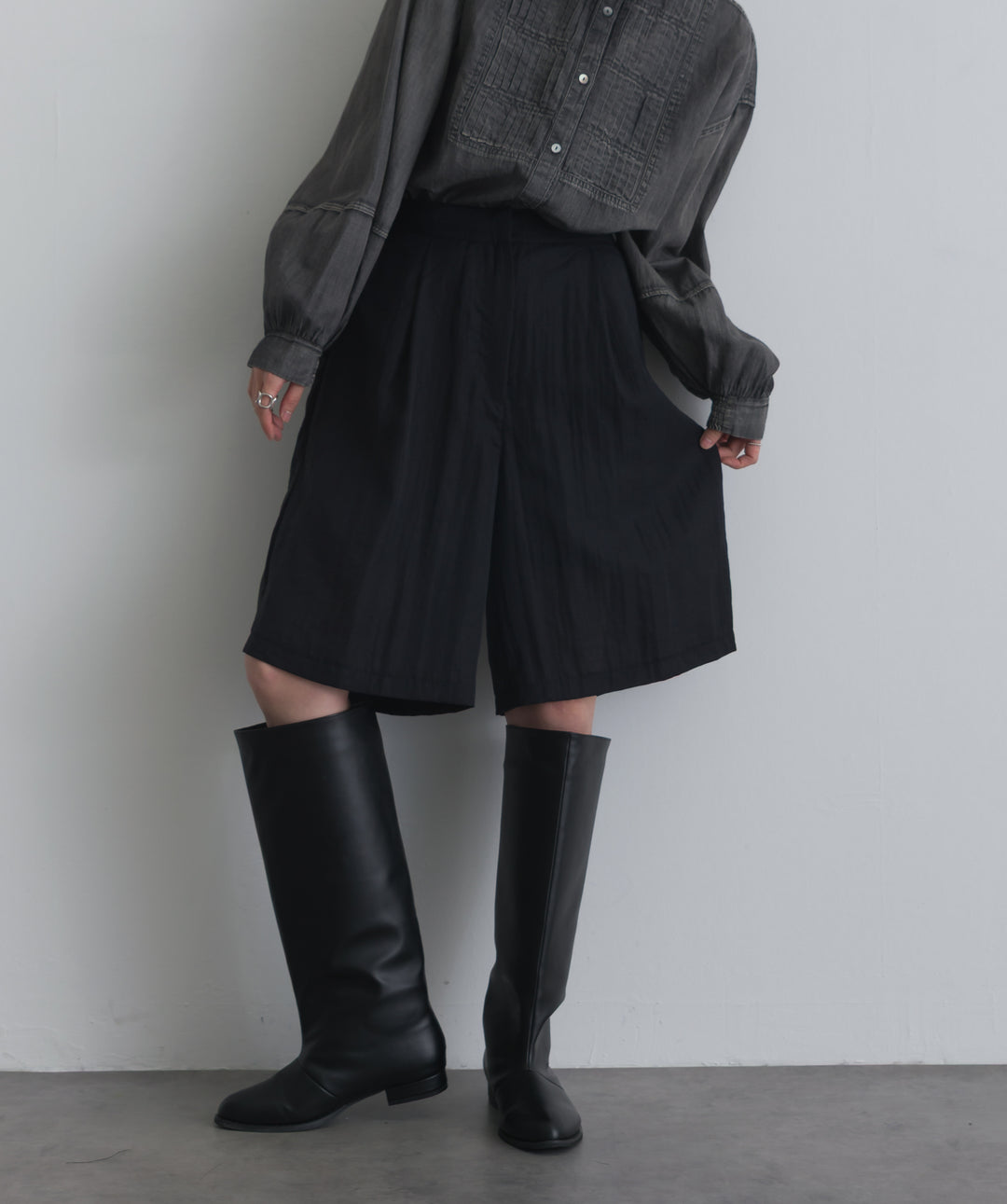 リネンライクタックハーフパンツ