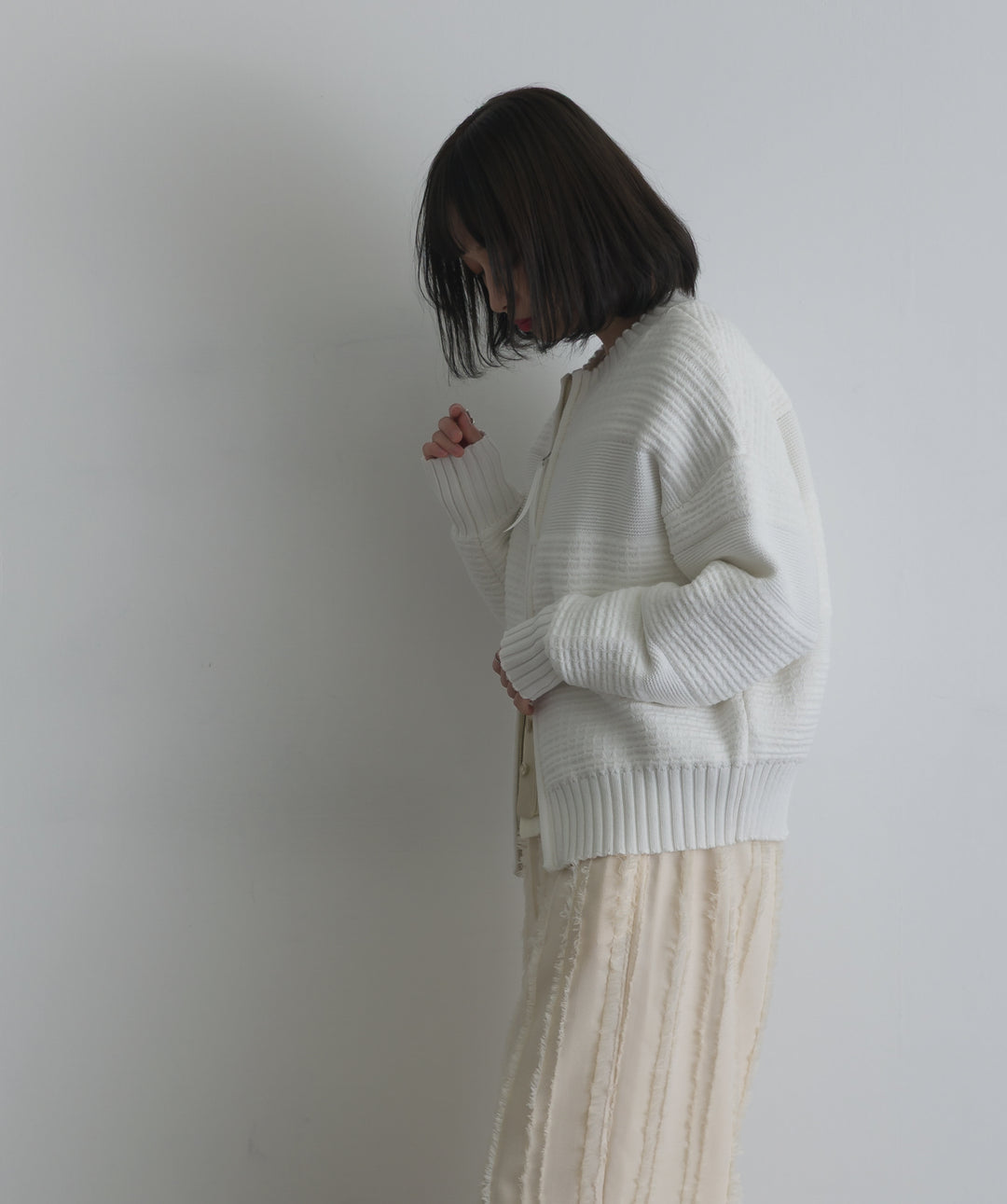 タック編みZIPアップニットカーディガン