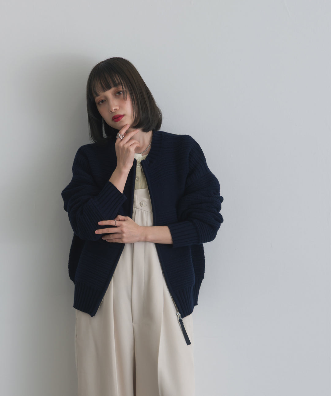 タック編みZIPアップニットカーディガン