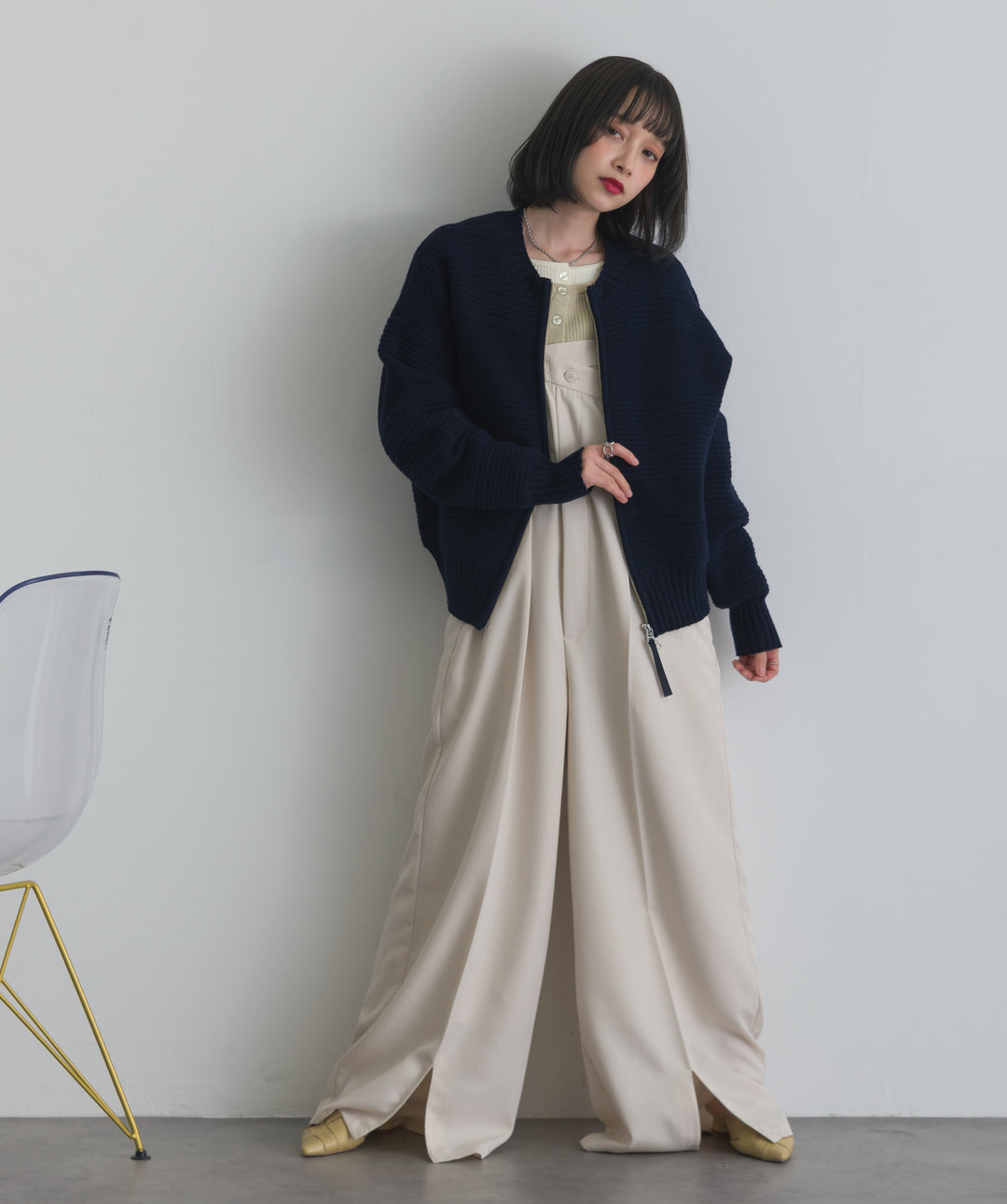 タック編みZIPアップニットカーディガン