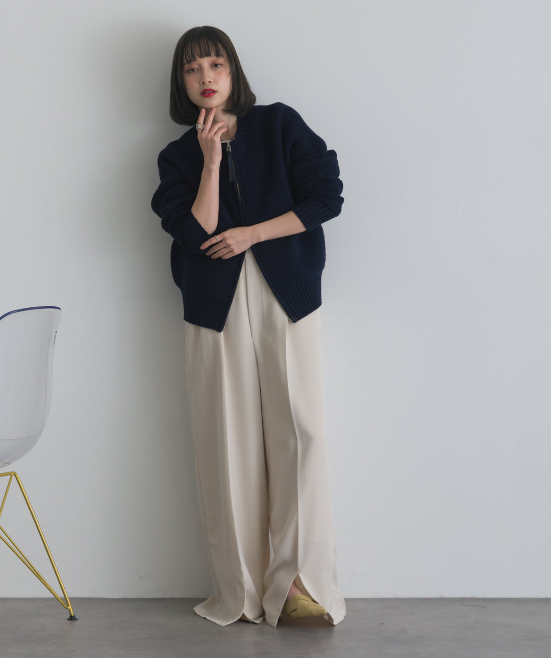 タック編みZIPアップニットカーディガン