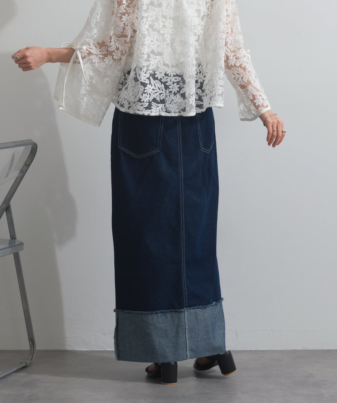 ロールアップデザインデニムスカート