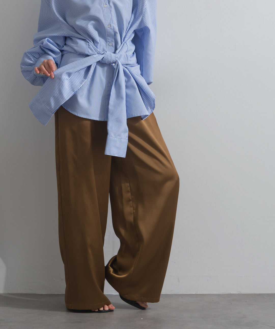 マットサテンワイドパンツ
