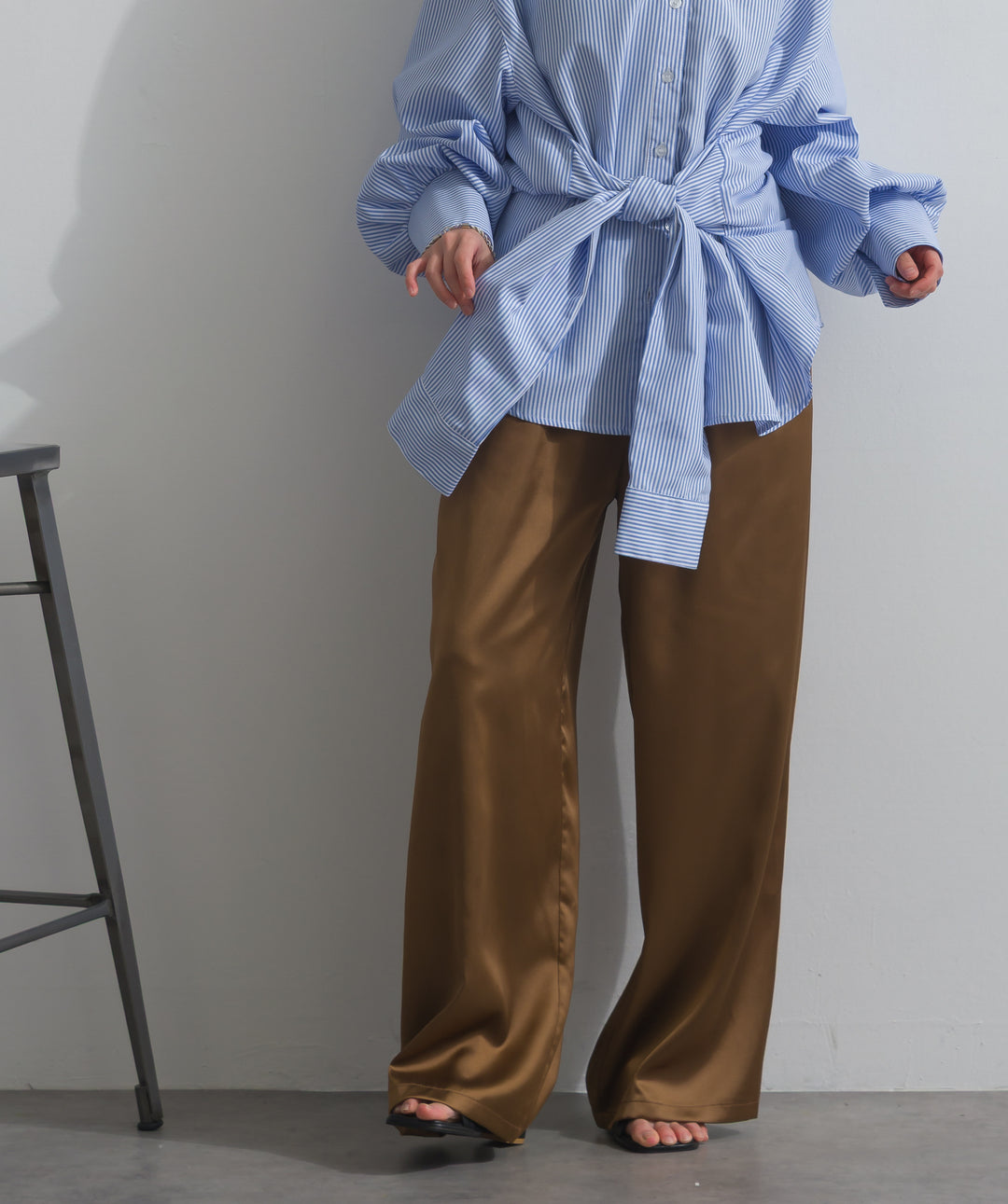 マットサテンワイドパンツ