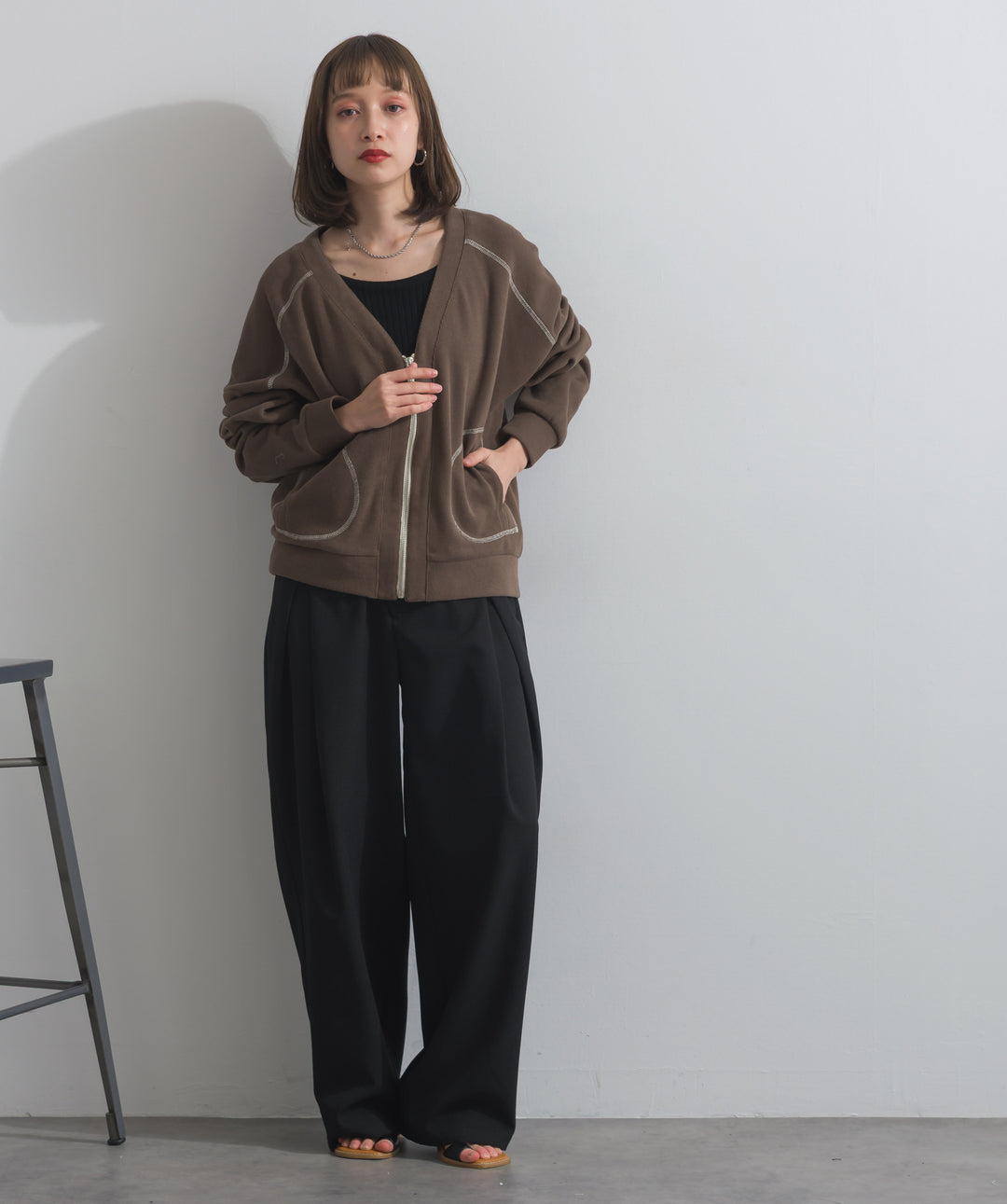 アクセントステッチZIPカーディガン
