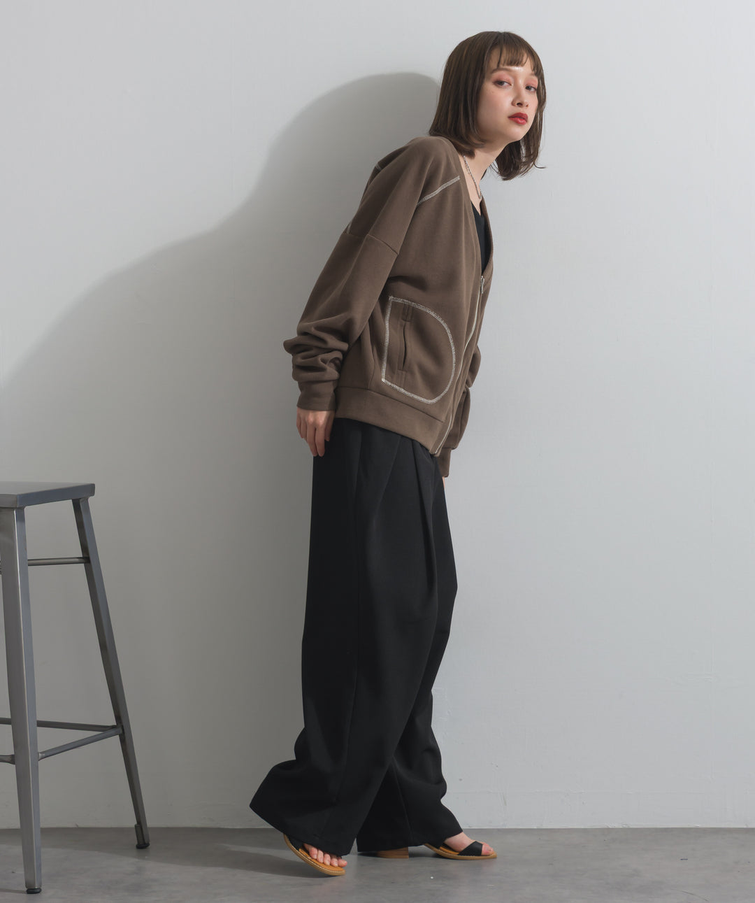 アクセントステッチZIPカーディガン