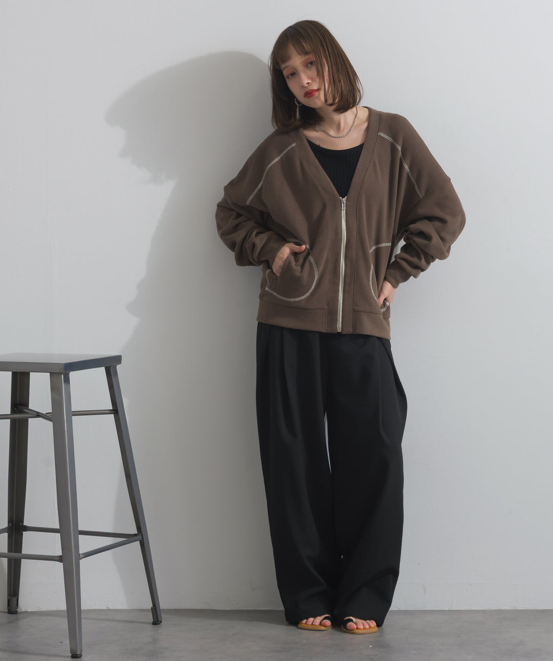 アクセントステッチZIPカーディガン