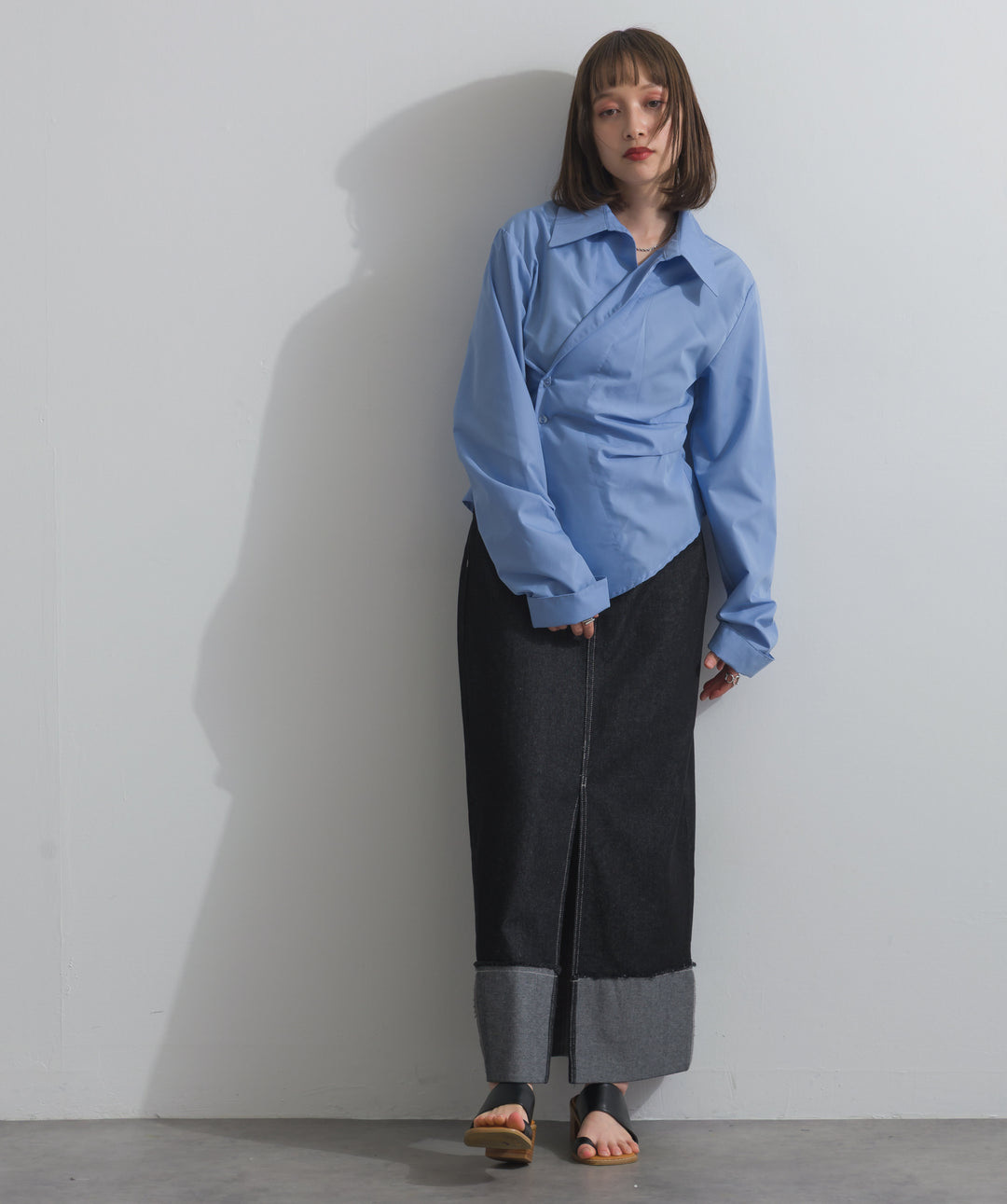 ロールアップデザインデニムスカート