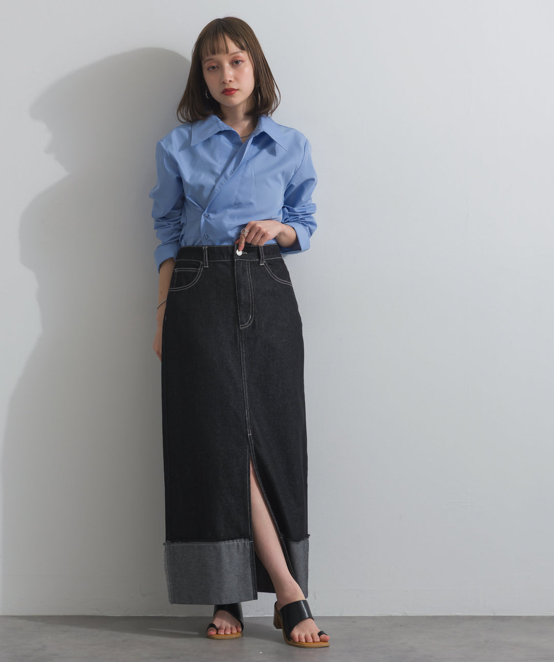 ロールアップデザインデニムスカート