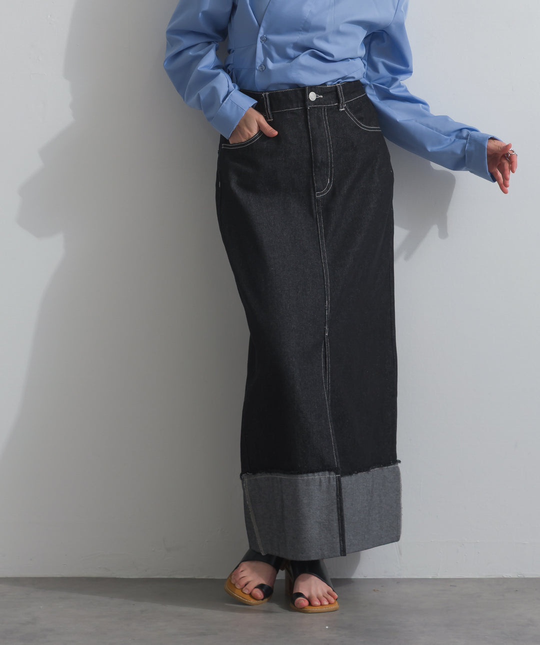 ロールアップデザインデニムスカート