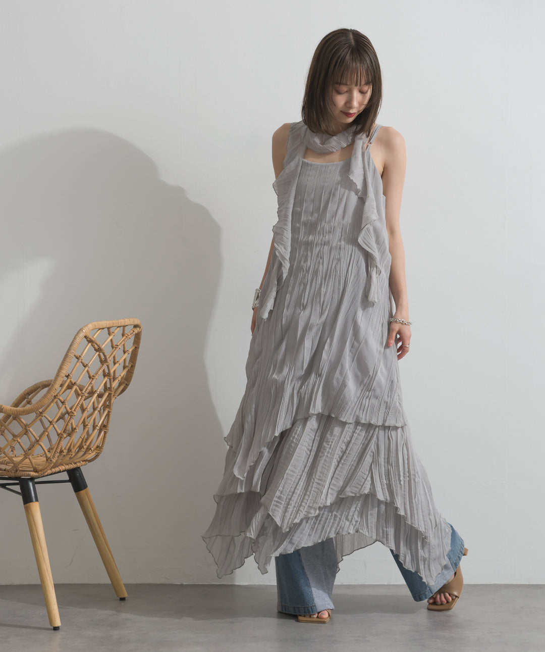【SET】シアーシャーリングレイヤードキャミワンピース+サイドスウェットドッキングデニム(2set)